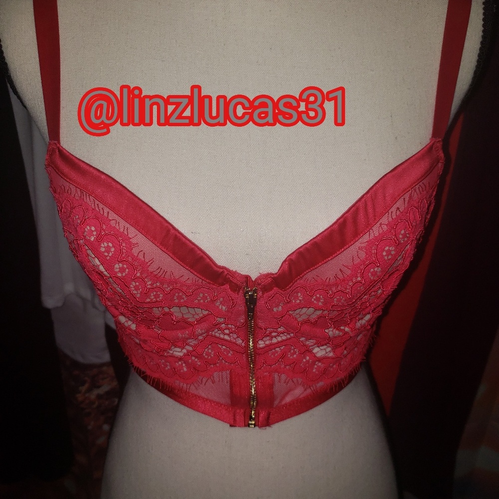 Victoria Secret 34C lined demi bra, NWT